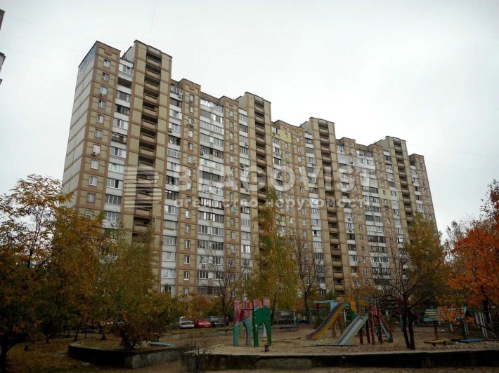 Продаж Квартира з ремонтом Троещина Бальзака ТРЦ "Район" - фото 1