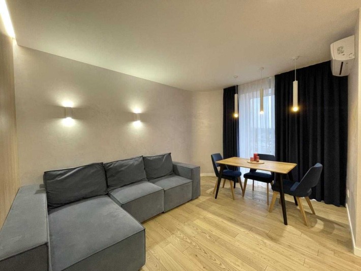 Продаж 3-кімнатної квартири з новим ремонтом у ЖК Чайка - фото 1