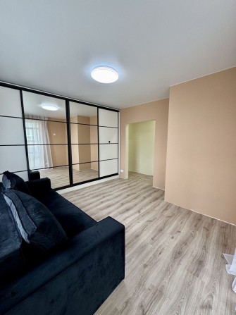 Продаж 2-кім. квартири зі стильним ремонтом в. П Орлика (Солонка) - фото 1