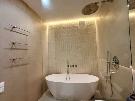 Світла квартира із вау-атмосферою Брюховичи