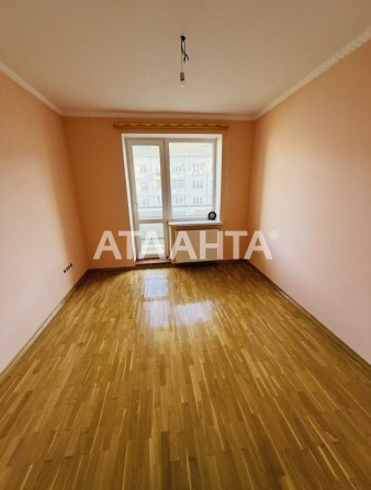 Продається проста і світла трикімнатна квартира в м. Самбір. - фото 1