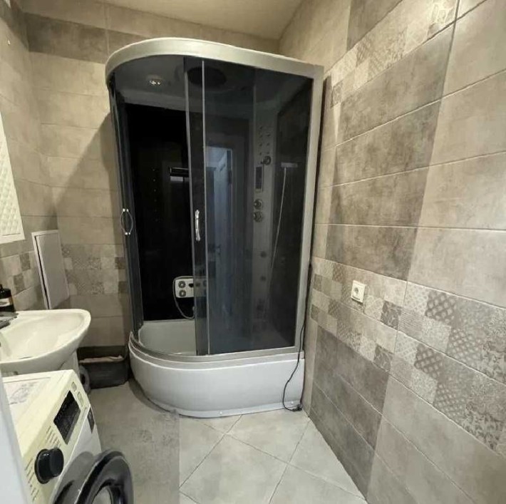 ПРОДАЖ 3к. квартири Євроремонт 90/76/14м² Винники вул.Кільцева 115000$ - фото 1