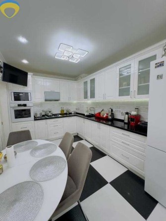 Продам 3-к  квартиру укомплектовану - ЖК 7 Небо - фото 1