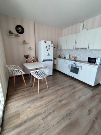 Продам 1-ком. квартиру в ЖК "Артвиль". Евроремонт. (368-103) - фото 1