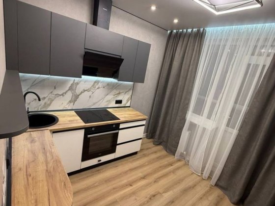 Продам срочно 1 к ЖК Акварель-2 переуступка Лиманка