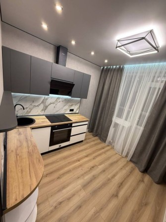 Продам срочно 1 к ЖК Акварель-2 переуступка - фото 1