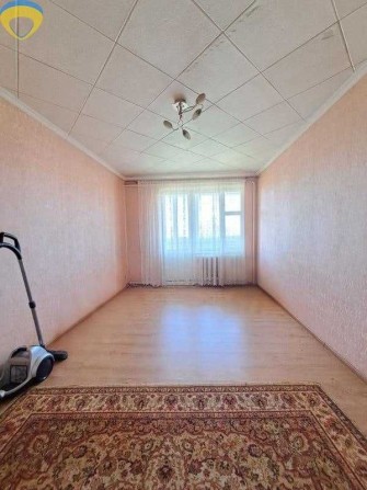 Продам простору 4-кімнатну квартиру в центрі Авангарду! - фото 1