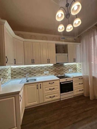 Продам 2-кімнатну квартиру у ЖК «10 Жемчужина» на вул. Марсельська - фото 1