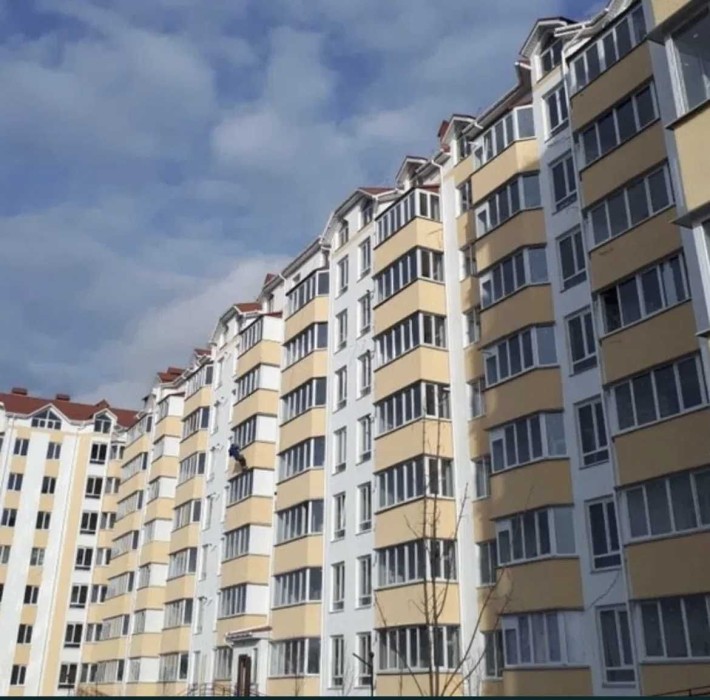 Продам простору квартира у мальовничому Маріїнському! - фото 1