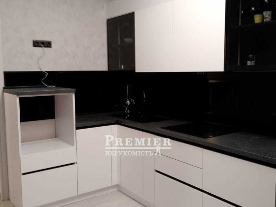 У продажу пентхаус в ЖК Маріїнський Великодолинское