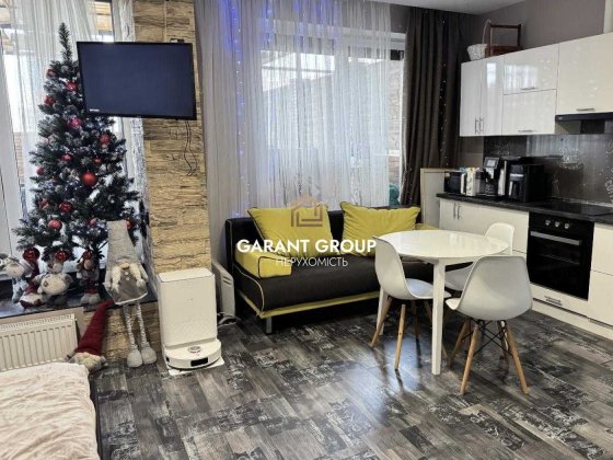 Продається однокімнатна квартира з терасою в житловому комплексі Крижанівка