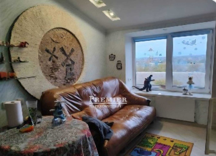 Продам двохкімнатну квартиру в Фонтанці - фото 1