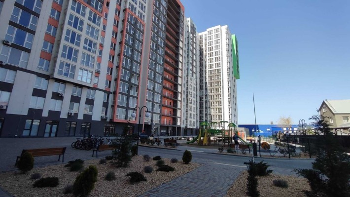 1-комнатная квартира 41 м2 Новый сданный дом Виьямса Таирова ID:198075 - фото 1