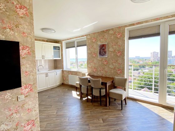 В продаже квартира 64 кв.м в ЖК "Золотая Эра". ЕВРОРЕМОНТ, ГАЗ Крижанівка