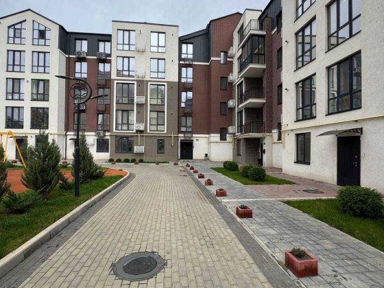 Продам 1- комн. квартиру на ул. Сахарова в ЖК "Чайка-Люкс"/ Кирпич+АГВ Крыжановка