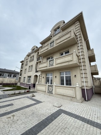 2 комнатная в новом  доме премиум класса - фото 1