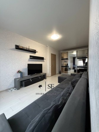 Продам классную однокомнатную квартиру ЖК Артвиль! Укомплектована! - фото 1