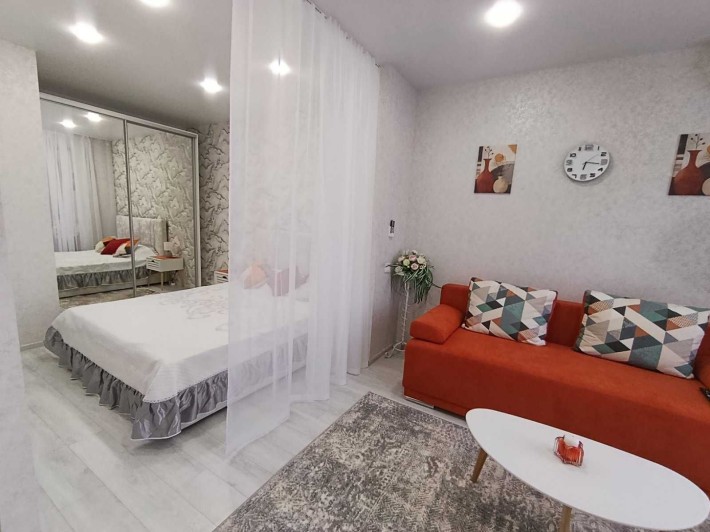 Продам 1-комн. квартиру с ремонтом в ЖК Сады Ривьеры в Фонтанке - фото 1