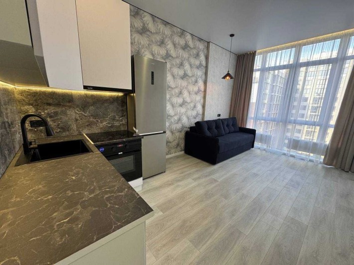 Продам стильную квартиру в ЖК "ЗОЛОЛОТАЯ ЭРА"/ близость МОРЯ! - фото 1