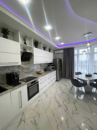 Продам 3-кімнатну квартиру в ЖК “Парк Фонтанів” поруч Рів'єра - фото 1