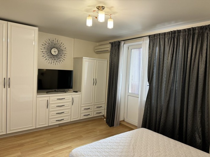 Хозяин!Продам,однокомнатную квартиру в ЖК 7 небо! - фото 1