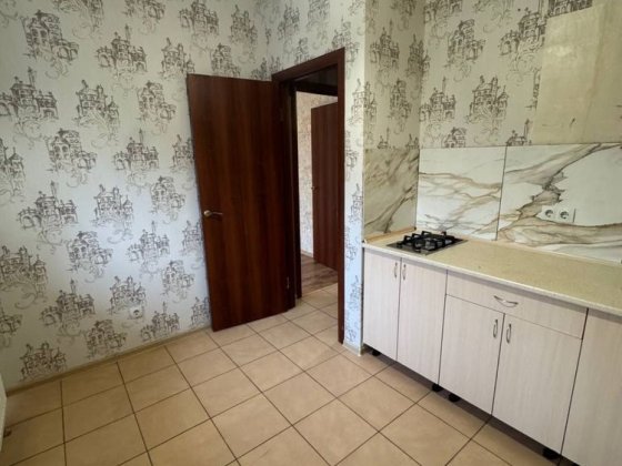 Продам срочно однокомнатную ЖМ Седьмое Небо! Третий этаж! АГВ! Авангард