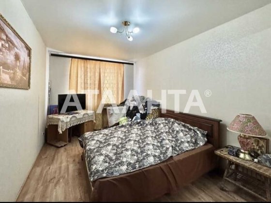 1 комнатная квартира с ремонтом в новом сданном доме  ЖК "7 Небо" Авангард