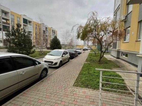 Продам однокімнатну квартиру в ЖК «Сьоме Небо» Авангард