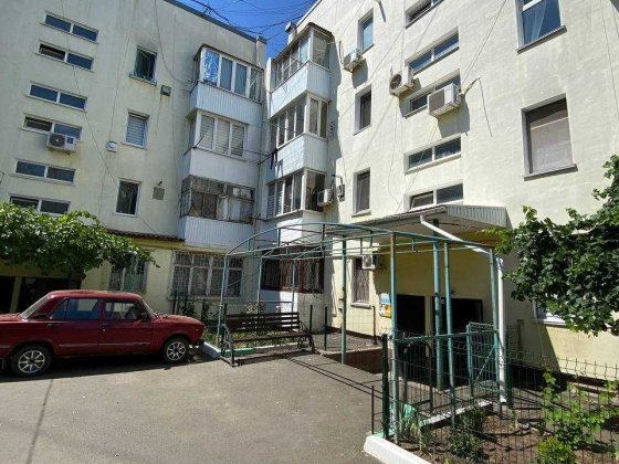 1-кімнатна квартира в самому центрі Авангарду — вул. Центральна! Авангард