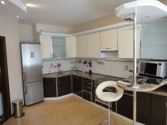 Двухкомнатная квартира в ЖК Радужный с ремонтом Лиманка