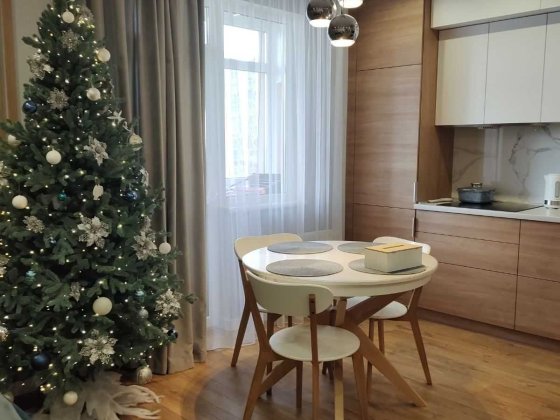 Простора 2к. квартира на Сахарова Крижанівка