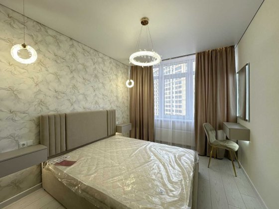 1 комнатная с красивым евроремонтом в ЖК 53 Жемчужина на Таирово Лиманка