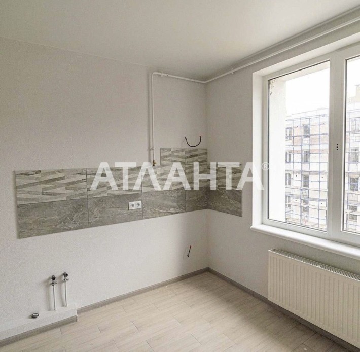 Однокомнатная с ремонтом ЖК Кекс Авангард - фото 1