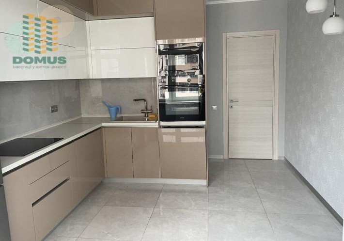 Вид на море! 2 комн ЖК "54 Жемчужина", ул. Сахарова! Поселок! Ремонт! - фото 1