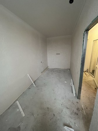 Двухкомнатная квартира, 65 м2, с ремонтом, гос программы - фото 1