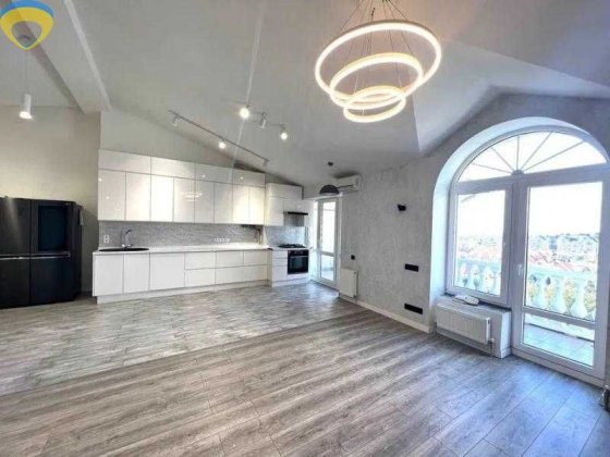 3- комнатная квартира, ул. Миланская/ ЖК " Зеленый мыс" Крыжановка