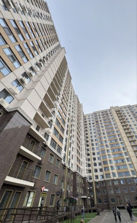 Продам двухкомнатную квартиру в 53 Жемчужине - фото 1