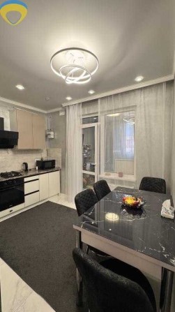 В продажу 2-к  квартира укомплектована в ЖК Розенталь - фото 1