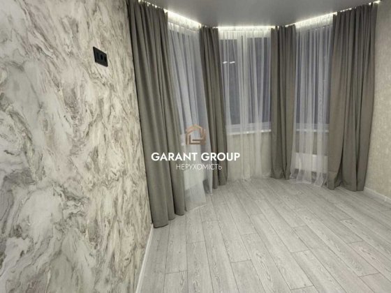 У продажу однокімнатна квартира з гарним ремонтом Крижанівка