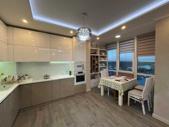 2 кімнатна квартира 76 м2 в Маршал Сіті Лиманка