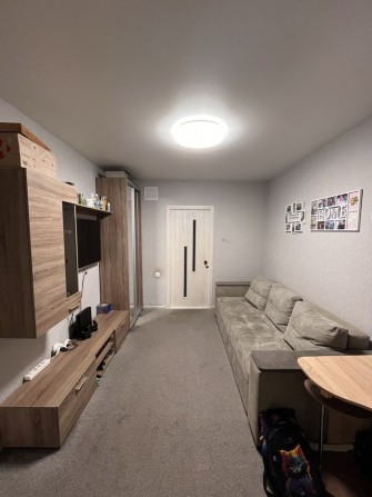 Продам двухкомнатную квартиру - фото 1