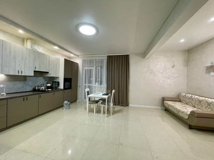 2 комнатная 71 м Большая кухня Газовый котел Лиманка - фото 1