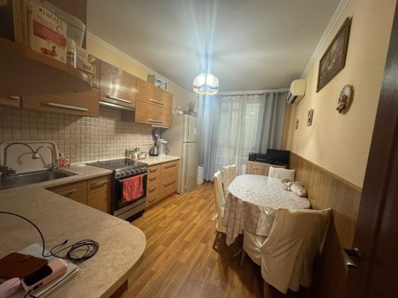 Продам большую квартиру в ЖК Радужный на 4 этаже Лиманка