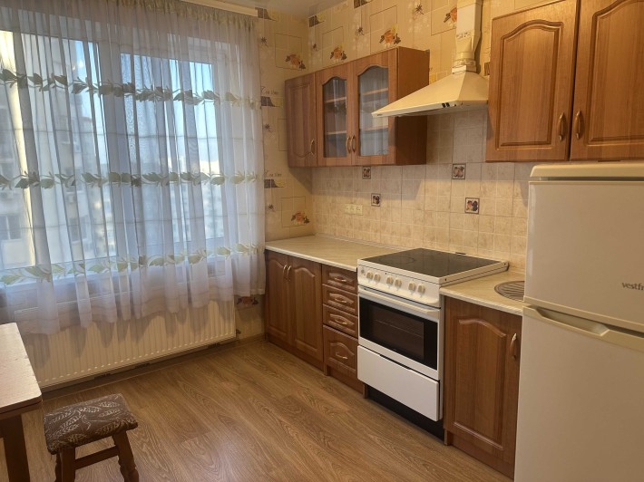 1 комн кв ЖК Радужный с ремонтом 35м2-36500у.е - фото 1