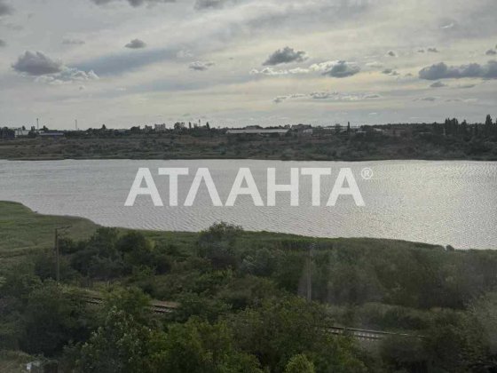 5-ти ком. 2-х уровневая кв-ра в центре пгт Таирово вид на лиман и парк Таирово