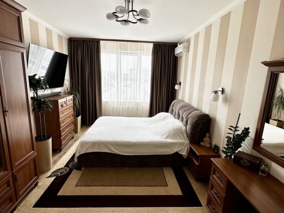 ЖК Европейский 2к видовая квартира с современным ремонтом Корсунцы