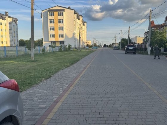 Продается квартира в Молодежное Молодіжне