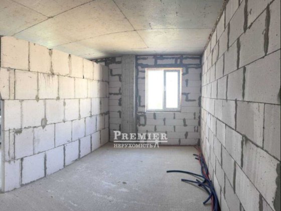 Продається 1-кімн. квартира Молодіжне