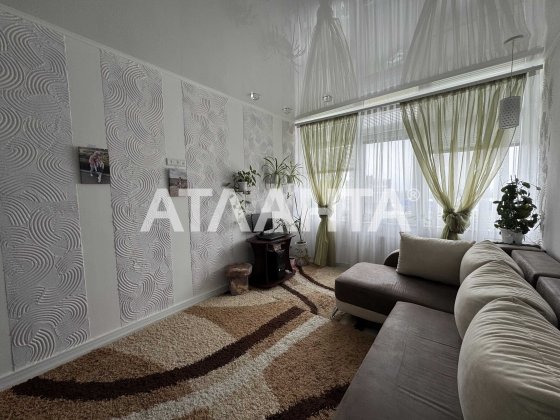 В продаже двухкомнатная квартира с ремонтом в 56 Жемчужине от Кадорр. Лиманка