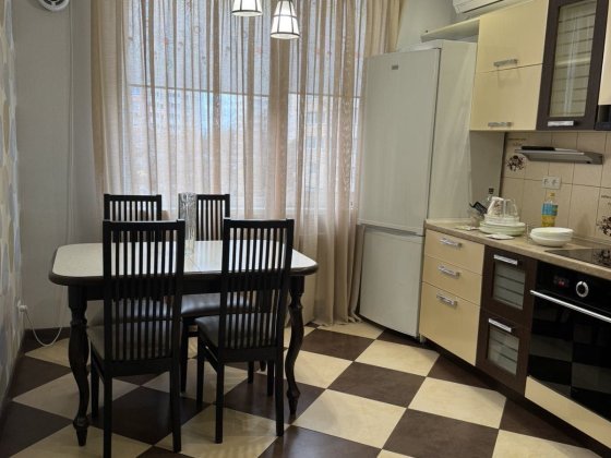 2-к, в ЖК "Радужный"полная комплек-ция! Заходи и живи! 4 эт с лоджией! Лиманка